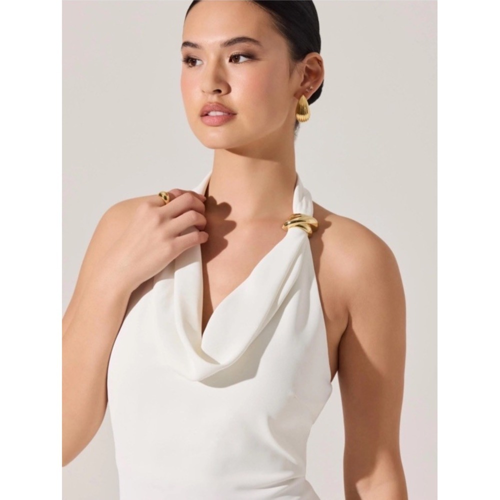 ASTR Alanna Halter Cowl Neck Midi Dress Color: Off white / M - Picture 4 of 5